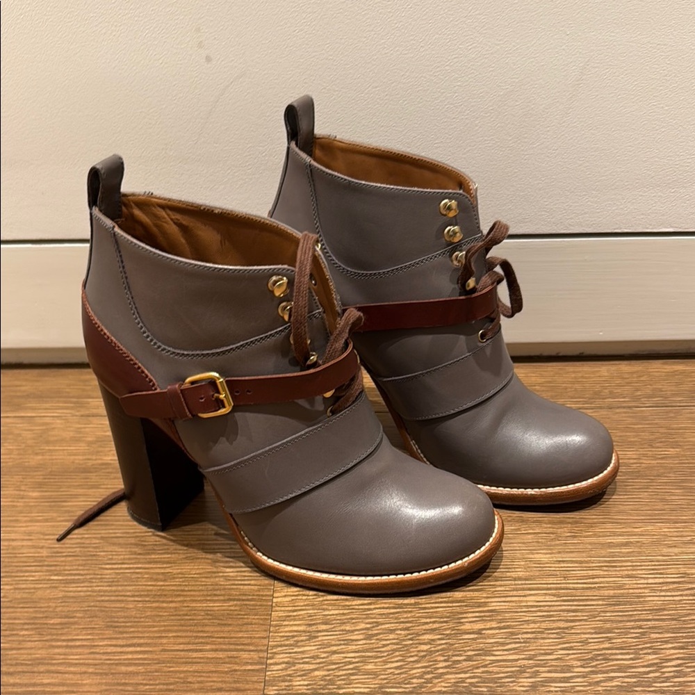 Chloe Gray and Brown Women's Ankle Boots